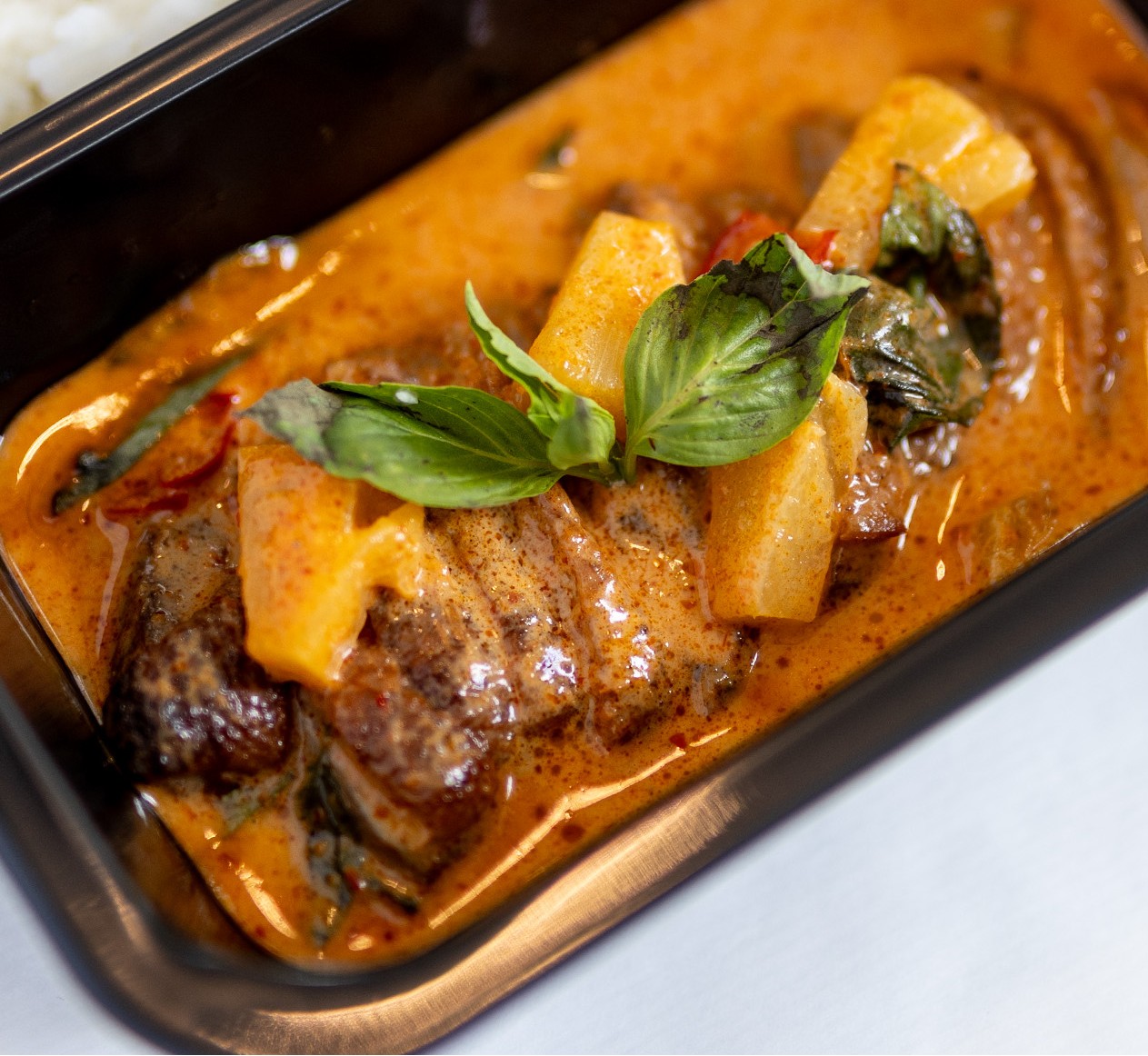 Canard Curry rouge